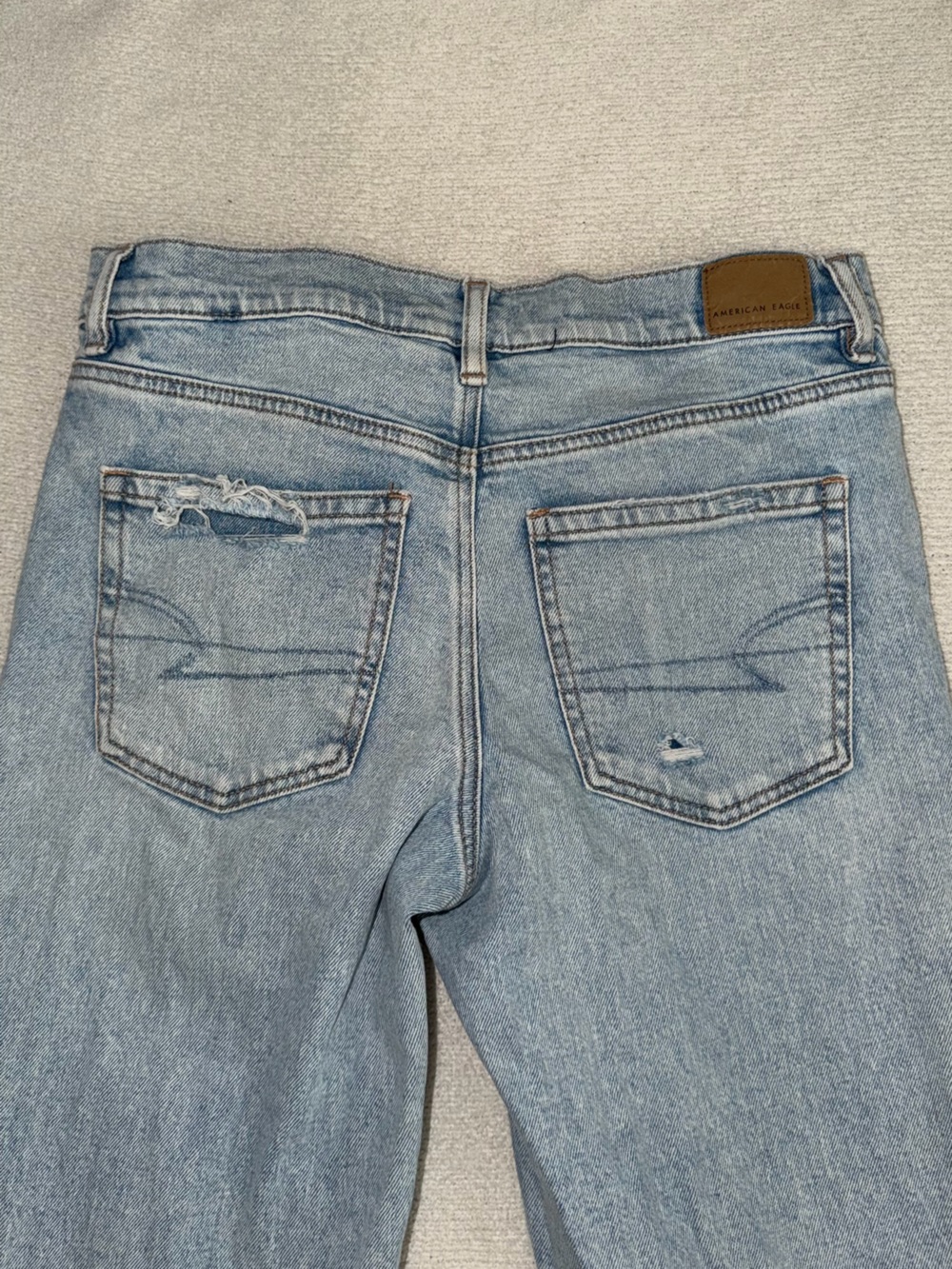 Distressed Jeans - Picture 6 of 6